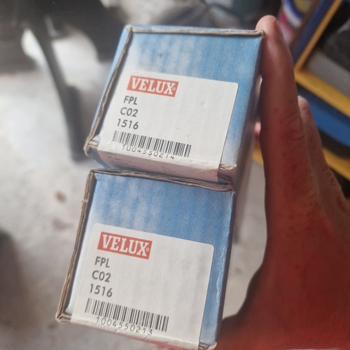 Velux fpl c02 1516 pleated - c02,