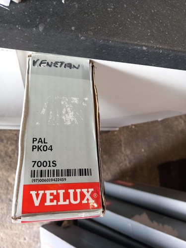 Genuine velux venetian - velux, blind